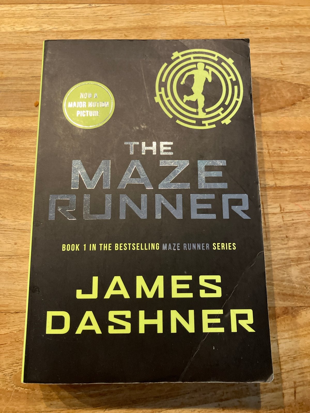 The Maze Runner - Boek 1 - James Dashner, Boeken, Fantasy, Ophalen of Verzenden, Gelezen