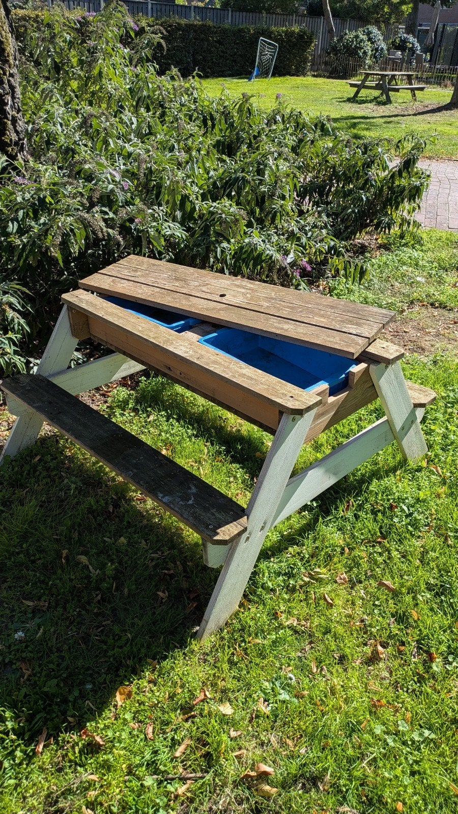 Kinder picknicktafel met zand/waterbakken, Ophalen, Gebruikt