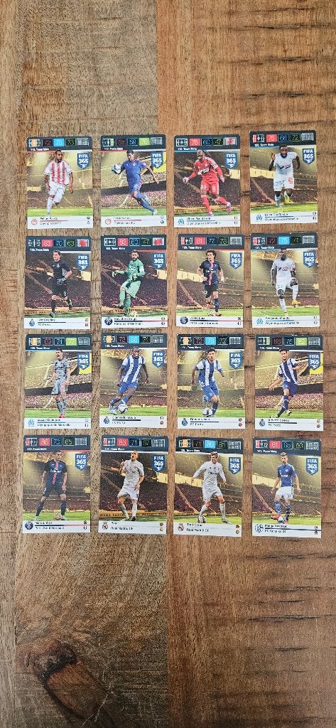 Panini FIFA 365 Adrenalyn XL 2015/2016, Ophalen of Verzenden, Zo goed als nieuw, Meerdere plaatjes