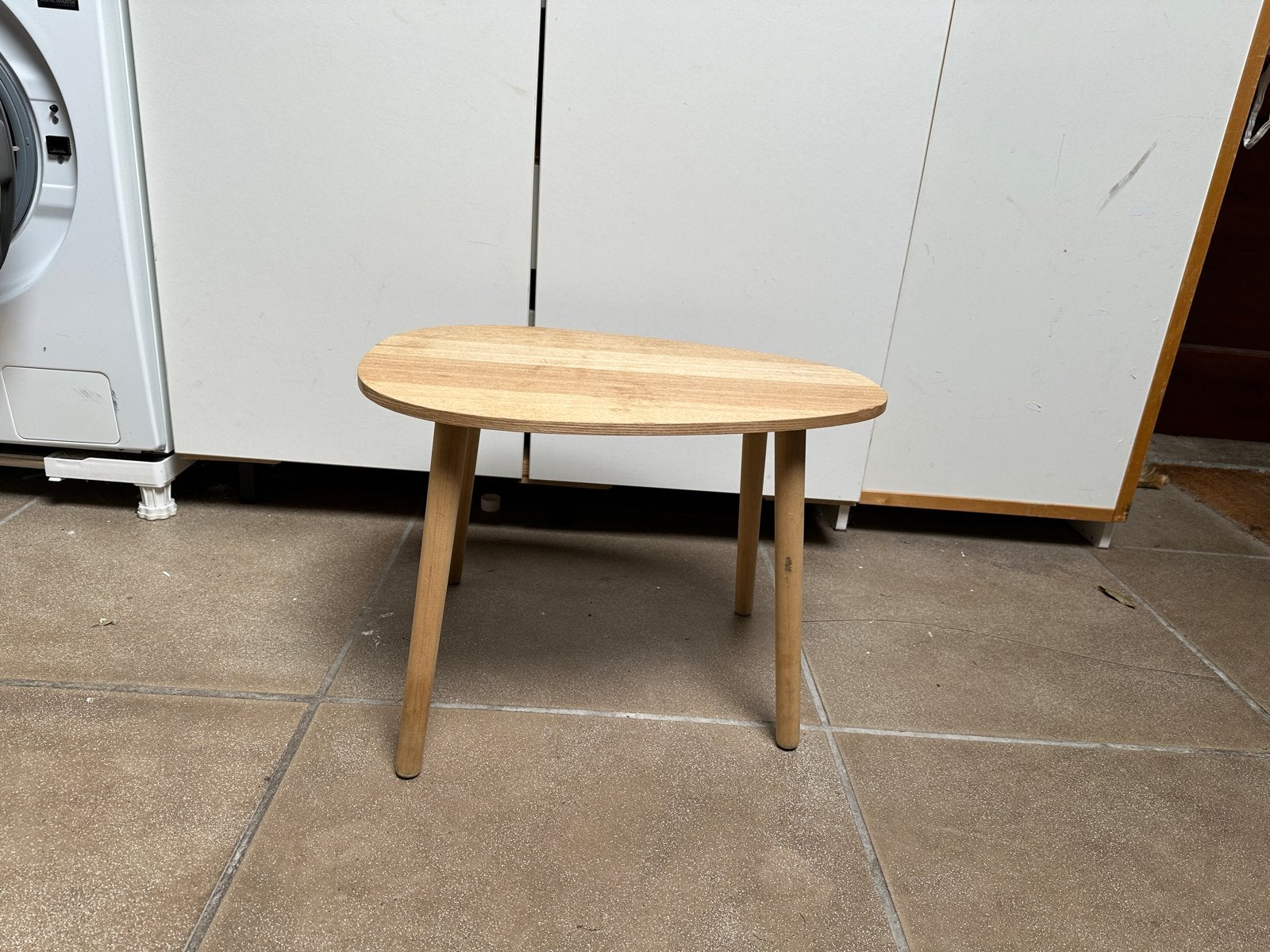 Ovale bijzettafel - naturel hout - GRATIS, Ophalen, Minder dan 45 cm, Gebruikt, 55 tot 75 cm