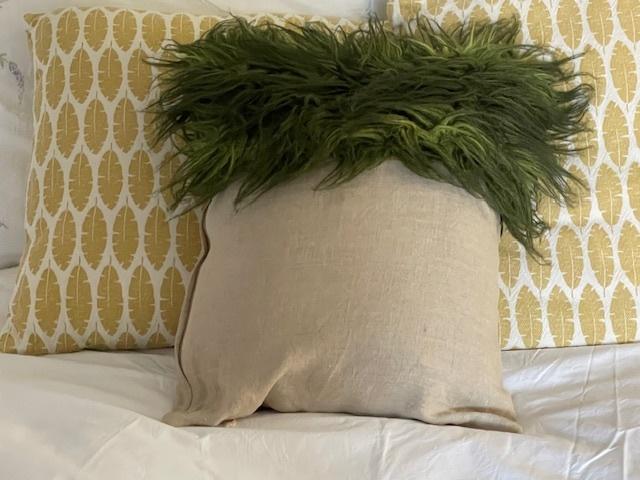 Linnen kussenhoes / hoes kussen. Groene wol., Huis en Inrichting, Woonaccessoires | Kussens, Ophalen, Zo goed als nieuw, Groen