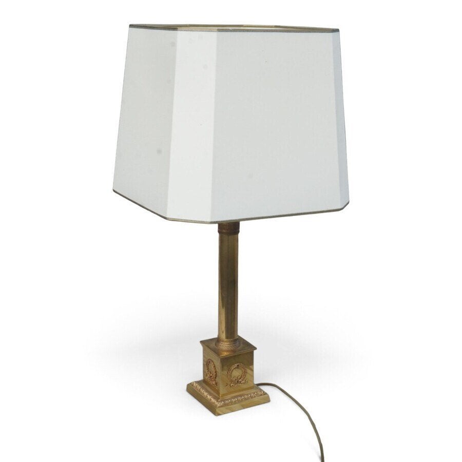 Empire-stijl tafellamp, messing zuil