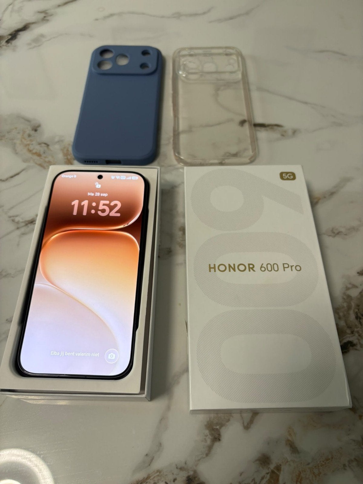 Honor 600 Pro + Honor Air Pro Beamer - Zo goed als nieuw, Ophalen, Zwart, Touchscreen, Zo goed als nieuw