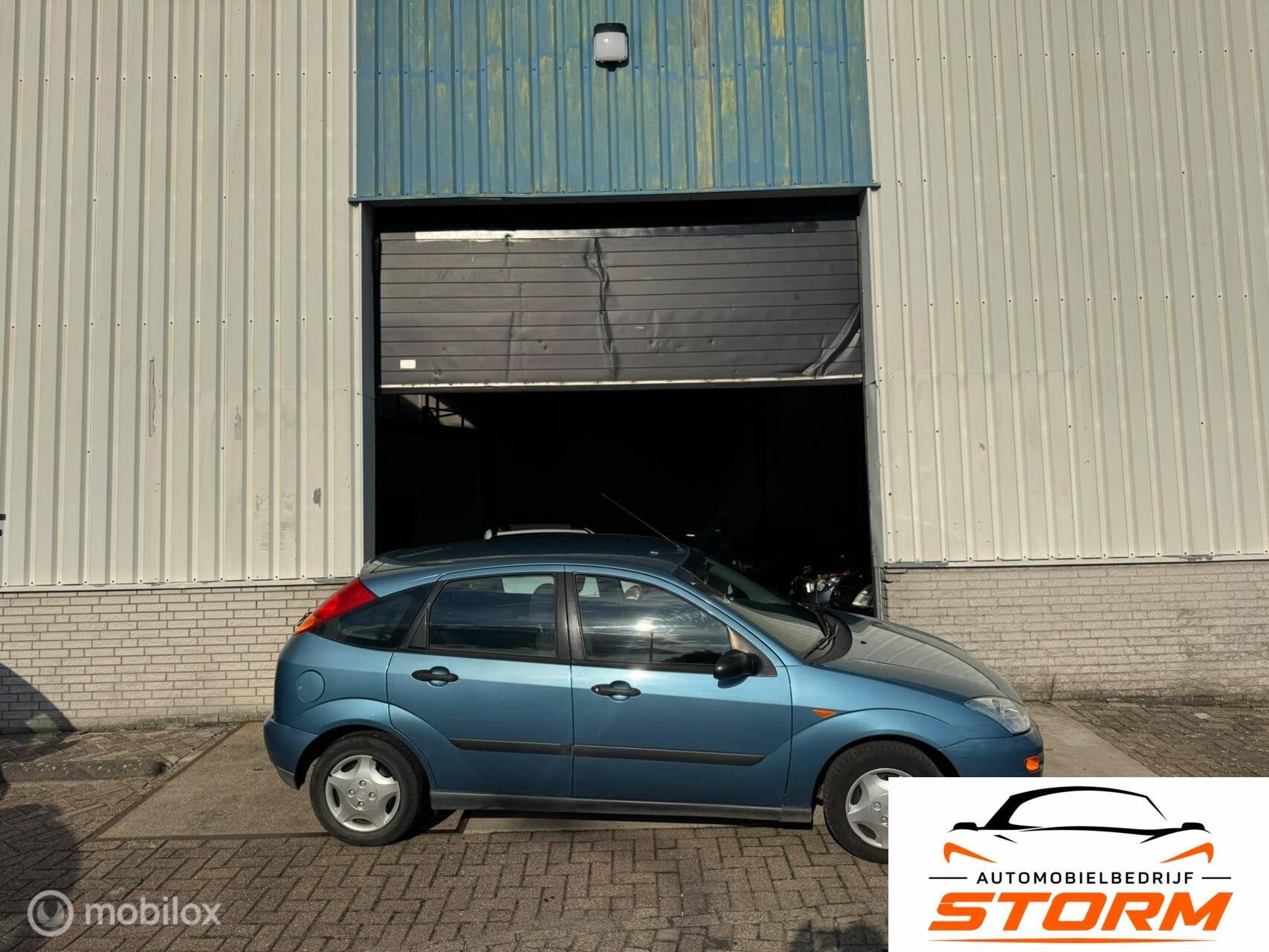 Ford Focus 1.4-16V Cool Edition, 15 km/l, 4 cilinders, Blauw, 49 €/maand