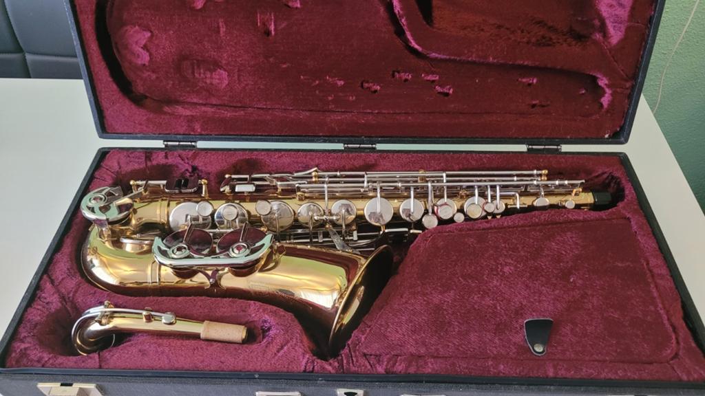 Alt saxofoon - 30 jaar oud, weinig gebruikt, met koffer, Ophalen, Zo goed als nieuw, Alt, Met koffer