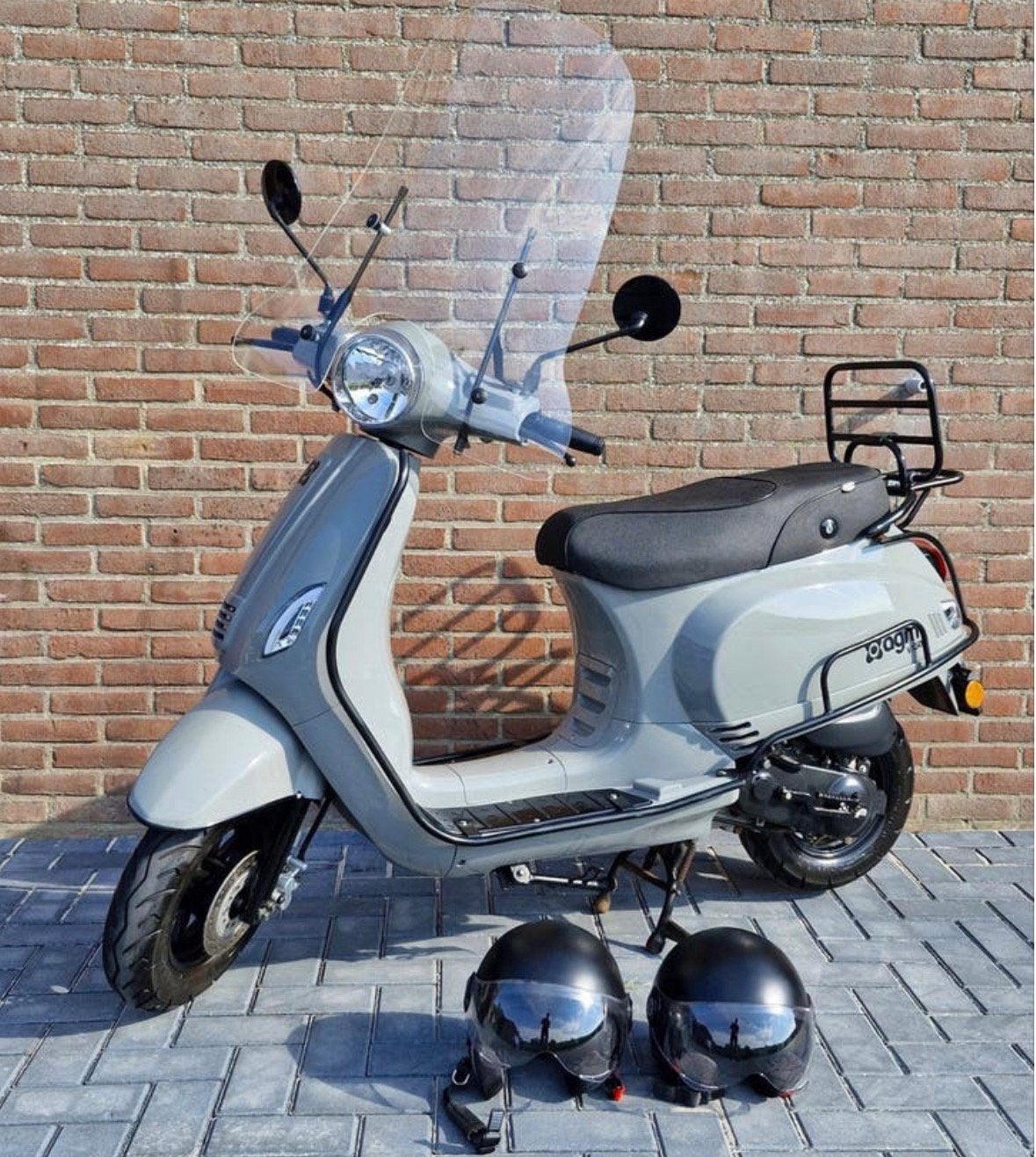 AGM VX50 geel kenteken 2020, Ophalen, Zo goed als nieuw, Benzine