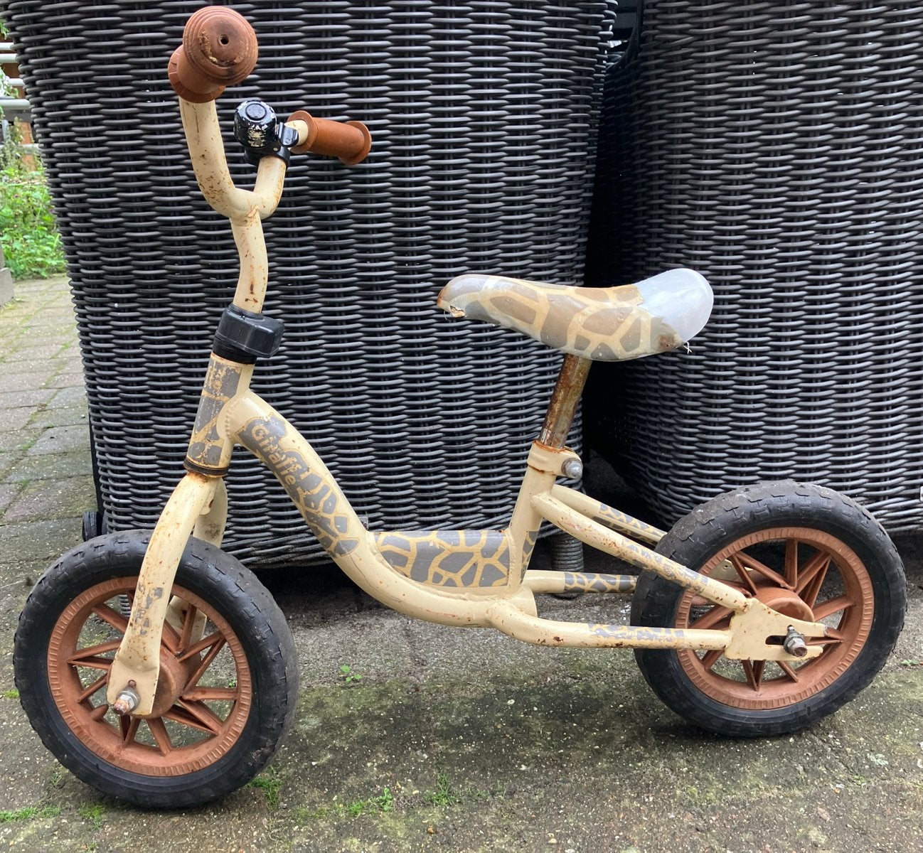 Gebruikte Loopfiets giraffe - Ideaal voor jonge kinderen, Ophalen, Gebruikt, Minder dan 16 inch