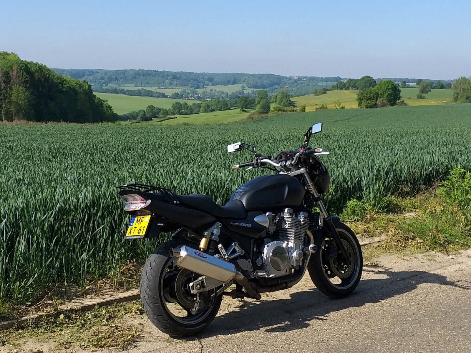 Yamaha XJR1300, Motoren, Particulier