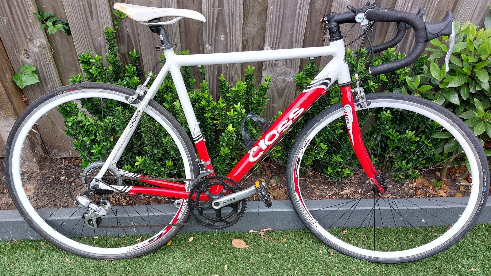 Cross Racefiets - Wit/Rood, Zo goed als nieuw, Overige merken, 28 inch, Aluminium, Ophalen of Verzenden