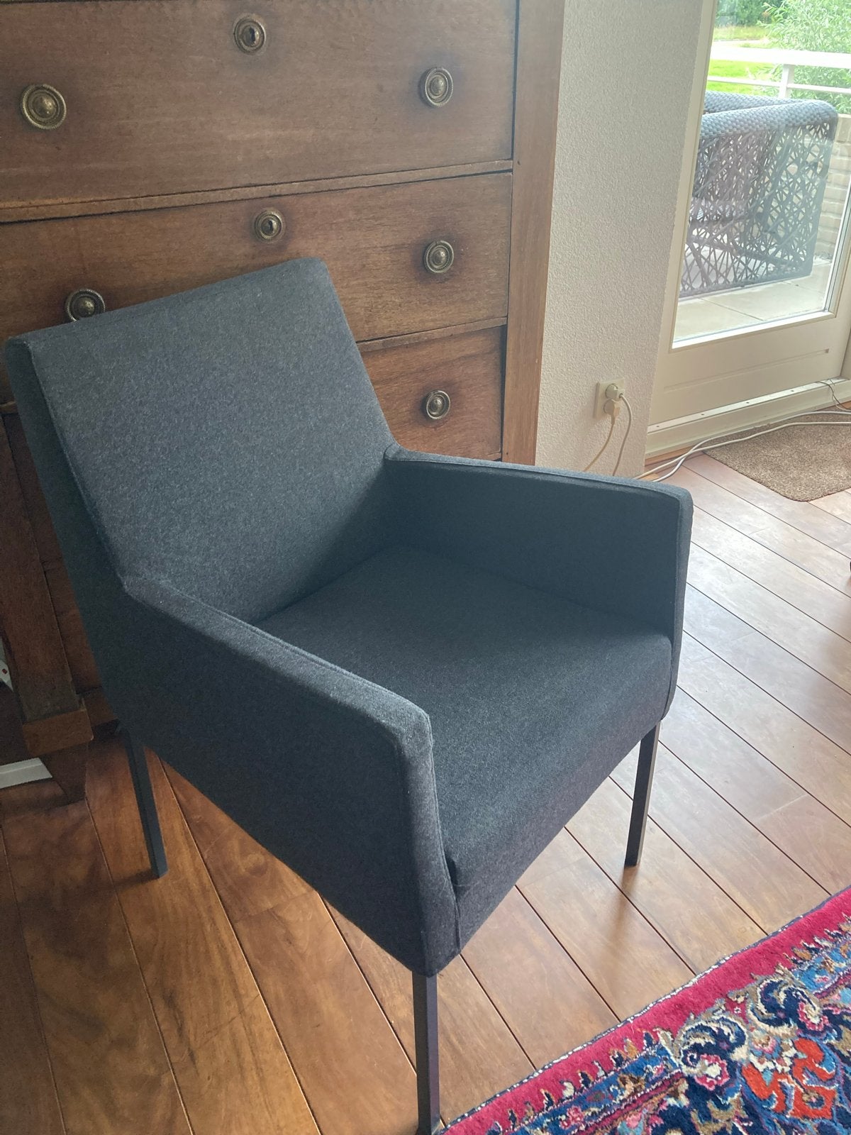 Comfortabele donkergrijze fauteuil 1 of 2, Ophalen, Gebruikt, Eén, Stof
