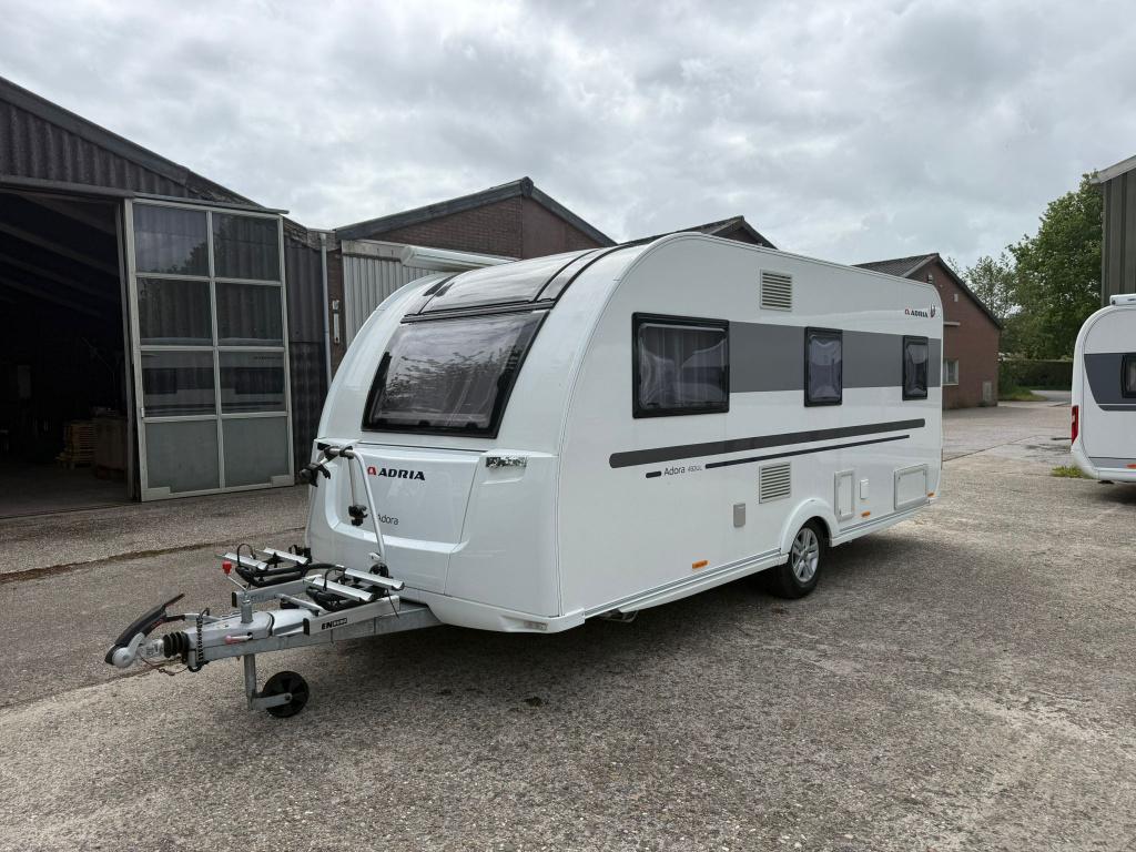 Adria Adora 492 LU, Full Option Mover Luifel Airco 24950,- !, Bedrijf, Adria, Info@adria.nl, Omvormbare zithoek