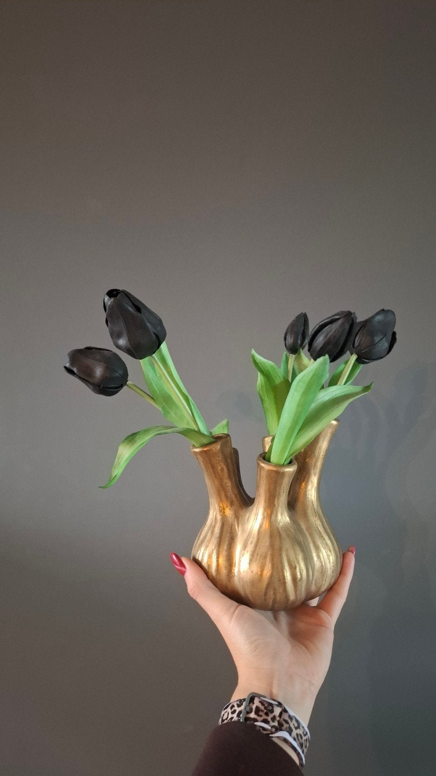 Gouden Tulpenvaas met Zwarte Tulpen - Uniek Design, Ophalen of Verzenden