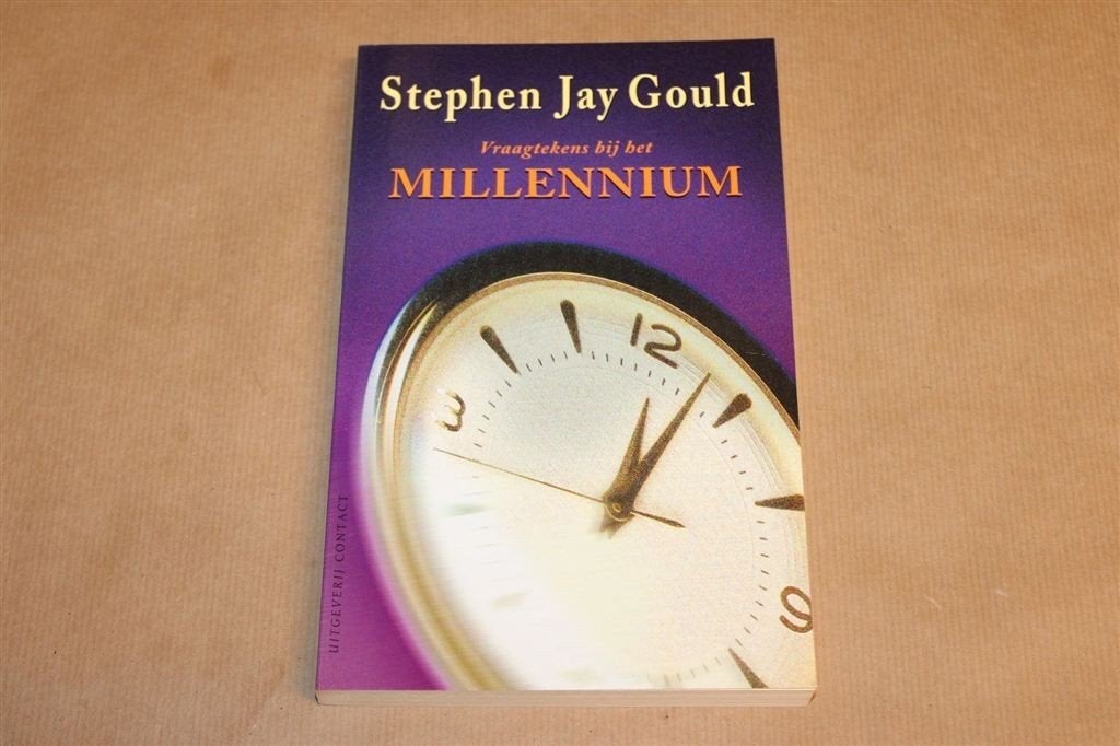 Vraagtekens bij het Millennium — Gould, Essaybundel, Boeken, Ophalen of Verzenden, Zo goed als nieuw, Natuurwetenschap