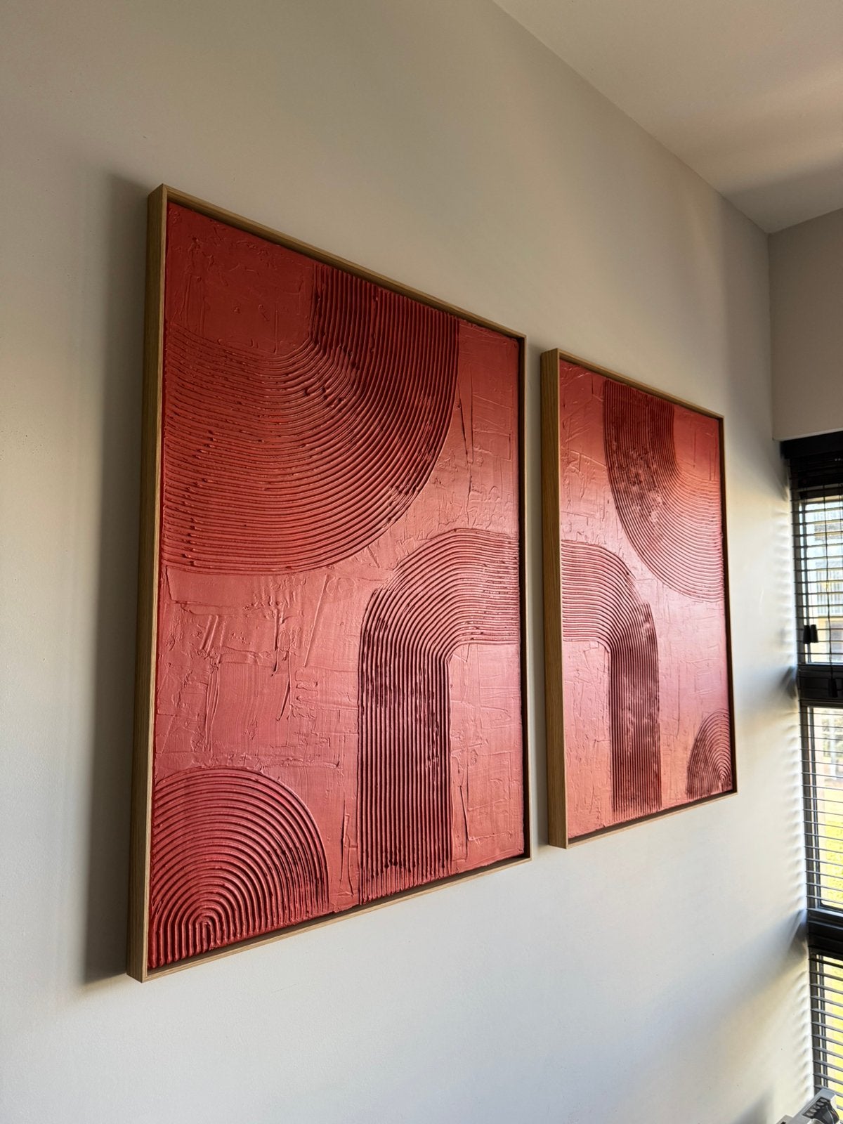 Le Duo Terracotta | Set 2 handgemaakte schilderijen 60x80 cm, Antiek en Kunst, Ophalen of Verzenden