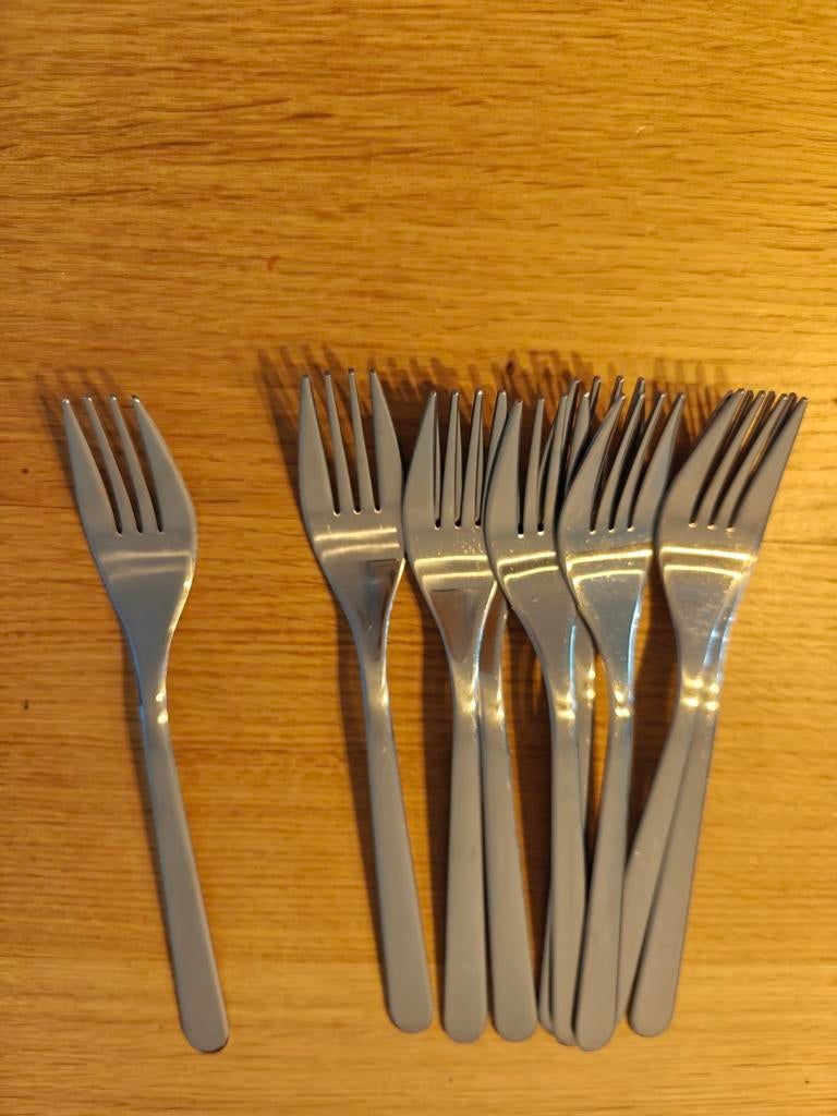 IKEA Bestek - vorken en messen, Gebruikt, Ophalen of Verzenden, Rvs of Chroom, Vaatwasserbestendig