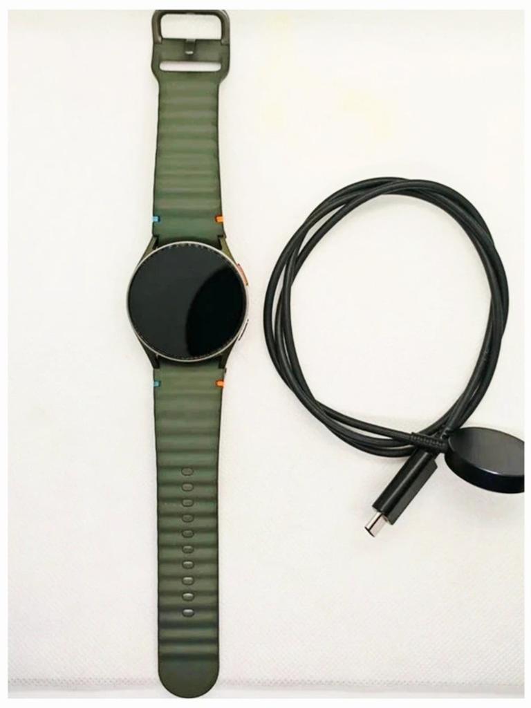 Samsung Galaxy Watch 7, Ophalen of Verzenden, Zo goed als nieuw, GPS, Waterdicht