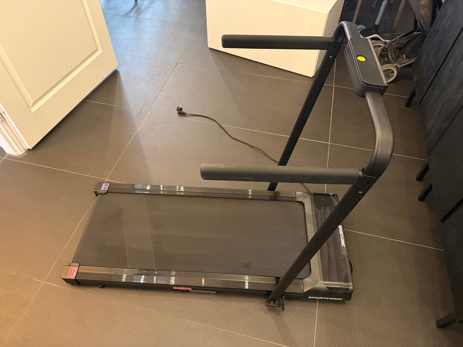 Sportconic P106FA Pro Loopband - Compact en Functioneel, Ophalen, Gebruikt, Metaal, Loopband