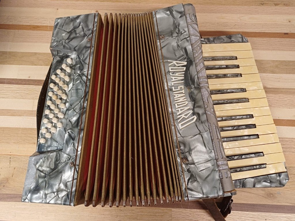 Royal Standard accordeon, Ophalen of Verzenden, Gebruikt, Overige formaten, Overige merken