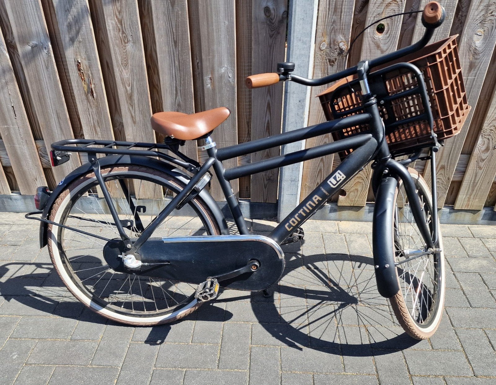 Cortina jongensfiets 24 inch met voordrager en krat, Ophalen, Terugtraprem, Cortina U4 transportfiets, Versnellingen