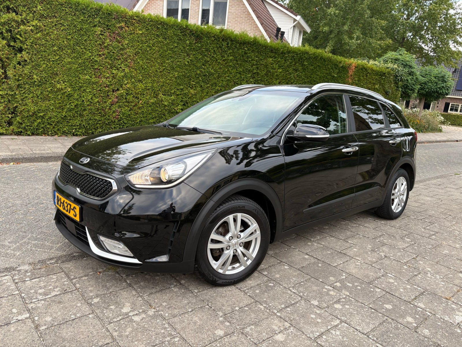 Kia Niro business line 1.6 GDi Hybrid 141pk Dct6 2018 Zwart, Auto's, Zwart, 1580 cc, Zwart, 75 €/maand