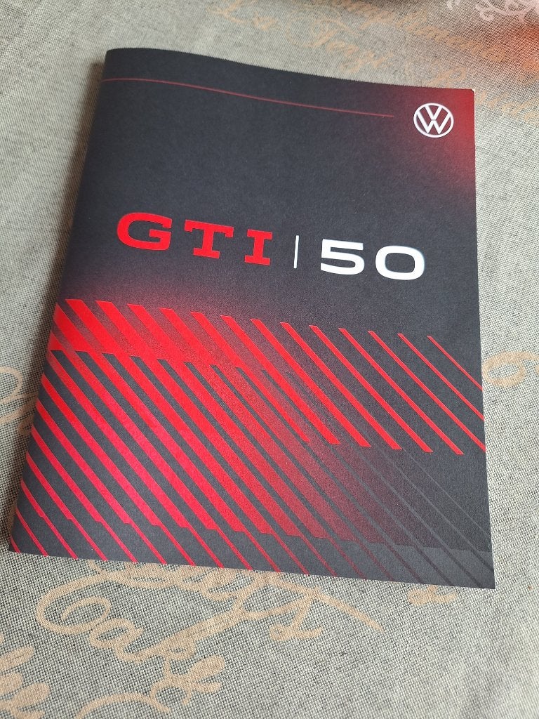 Volkswagen Golf GTI - 50 Jaar Edition - Boekje/Folder, Ophalen of Verzenden, Nieuw, Volkswagen