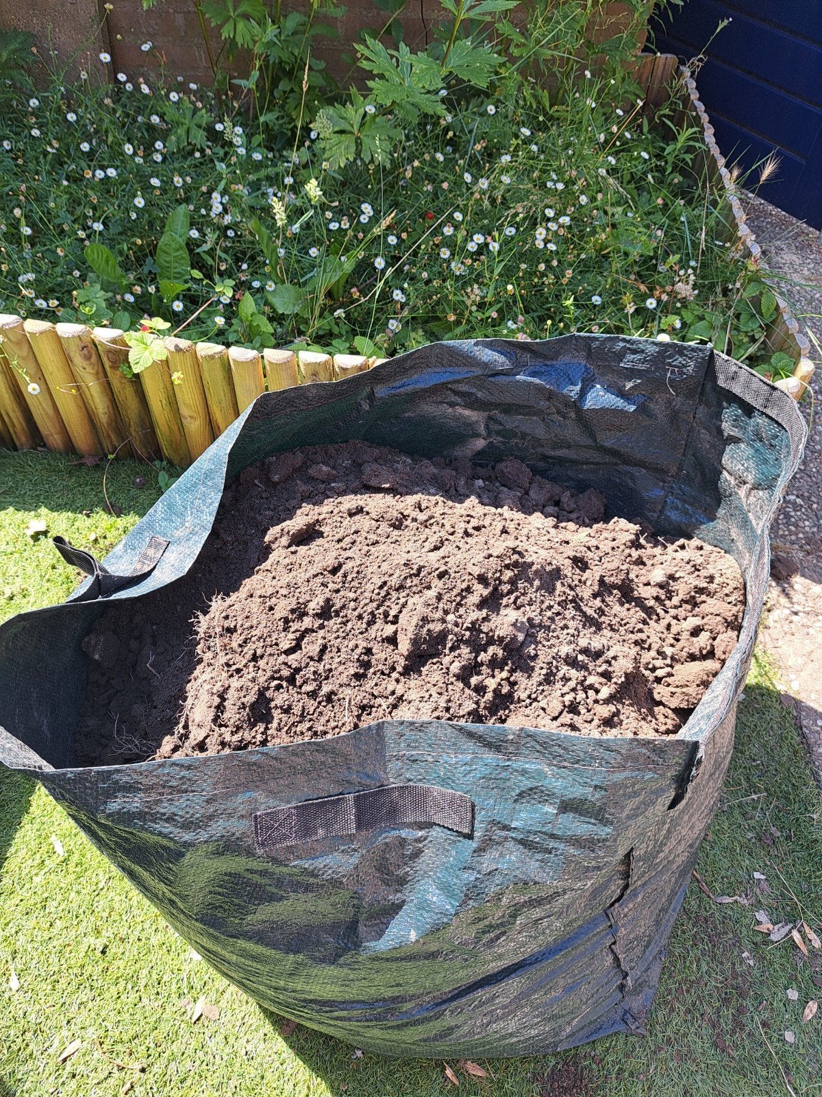 Gratis zwart zand, Tuin en Terras, Aarde en Mest, Ophalen, Tuinaarde