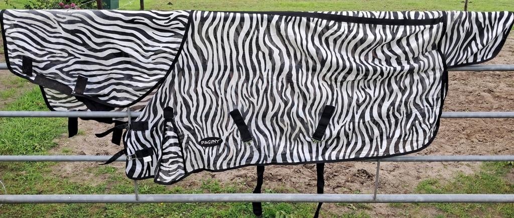 Vliegendeken zebra, Dieren en Toebehoren, Paarden en Pony's | Dekens en Dekjes, Gebruikt, Overige merken, Cob (M), Vliegendeken