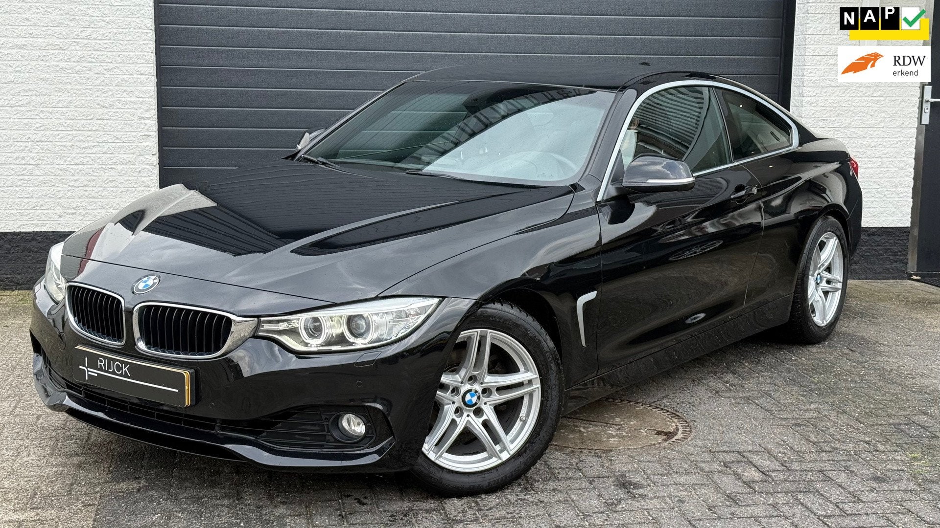 BMW 4-serie Coupé 420i Coupé Automaat | Leder | Xenon | NL, Auto's, BMW, Automaat, Achterwielaandrijving, Gebruikt, 4 stoelen
