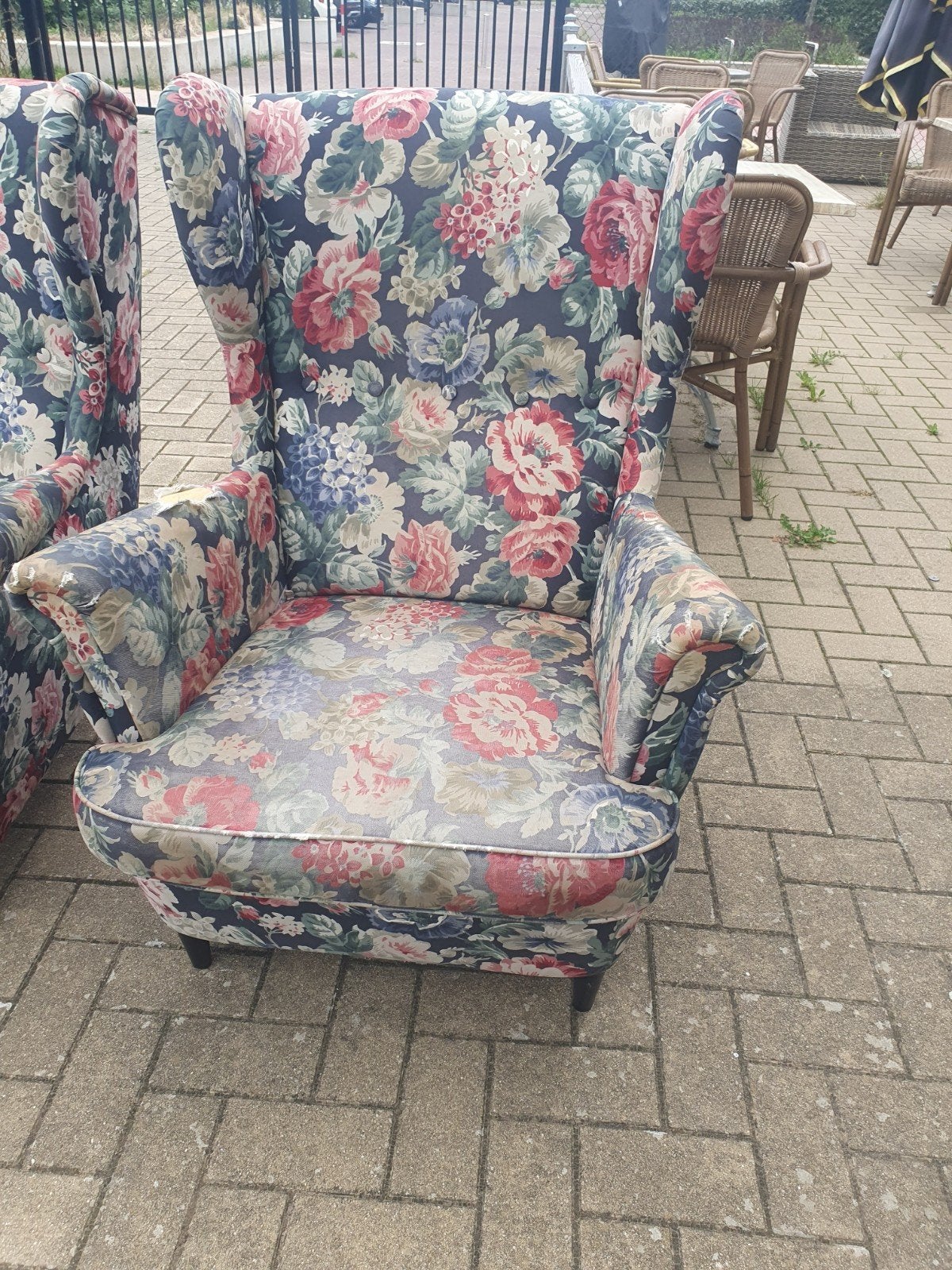 2 grote stoelen gratis af te halen - opknappers, Huis en Inrichting, Ophalen
