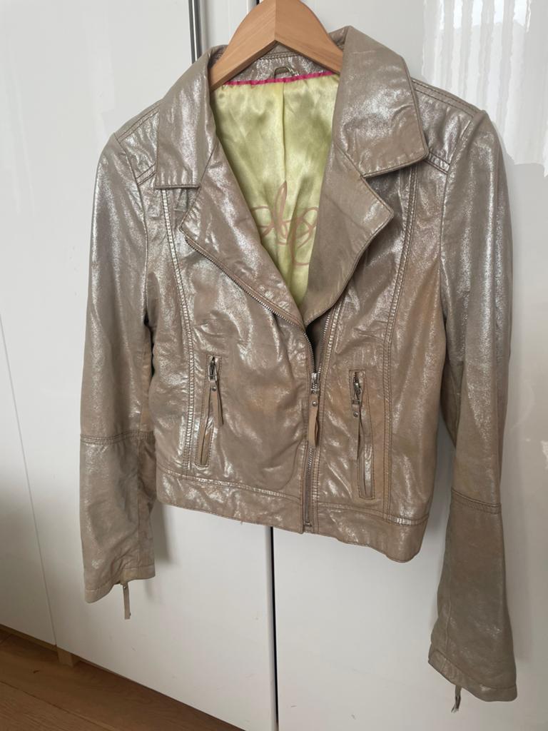 Bikerjas Arma maat 38 leer- beige- zilver, Kleding | Dames, Jasjes, Kostuums en Pakken, Ophalen, Zo goed als nieuw, Maat 38/40 (M)