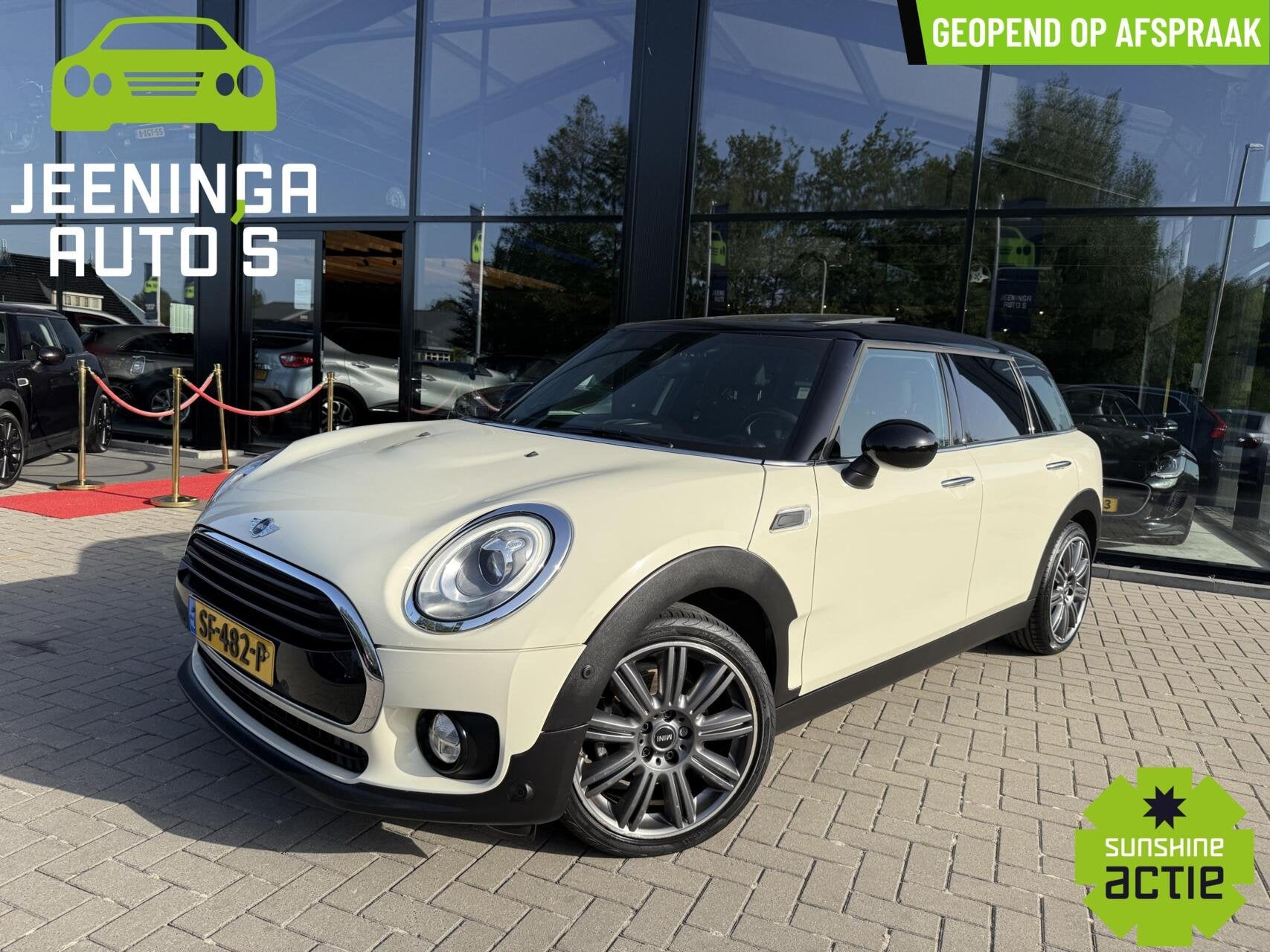 Mini Clubman 1.5 Cooper Chili Serious Business|Pano|Airco|NA, Auto's, Mini, Voorwielaandrijving, 136 pk, Gebruikt, Leder en Stof