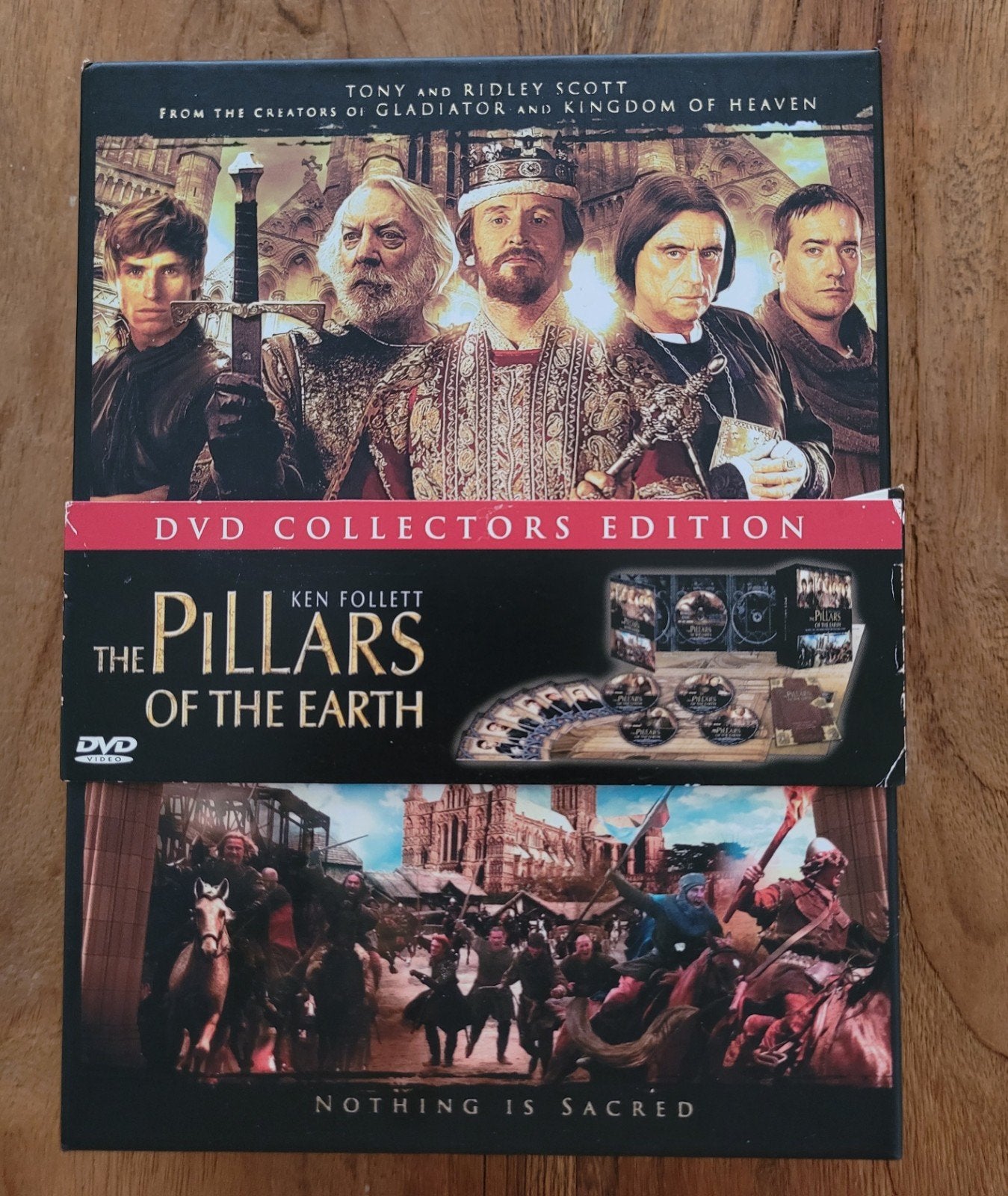 Pillars of the Earth - DVD Collectors Editon - Ken Follett, Engels, Vanaf 16 jaar, Nederlands, Bonusmateriaal