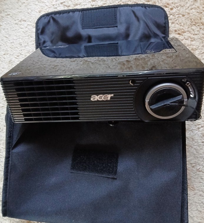 Acer beamer model x1260, Verzenden, LED, Overige resoluties, Gebruikt
