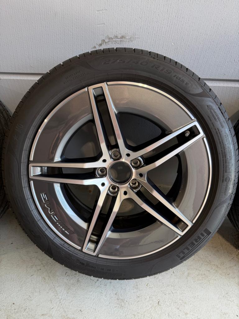 Mercedes AMG Velgen met Pirelli P Zero zomerbanden - 19 inch, Banden en Velgen, Personenwagen, Zomerbanden, Ophalen