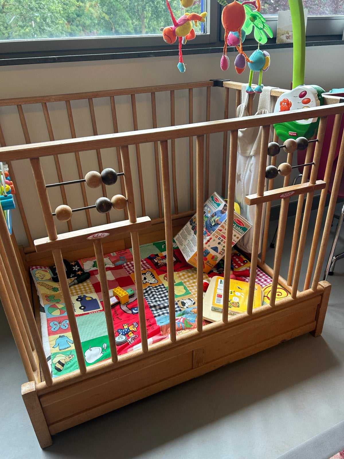 Vintage houten box, Kinderen en Baby's, Boxen, Ophalen, Gebruikt, Rechthoekig, Boxkleed