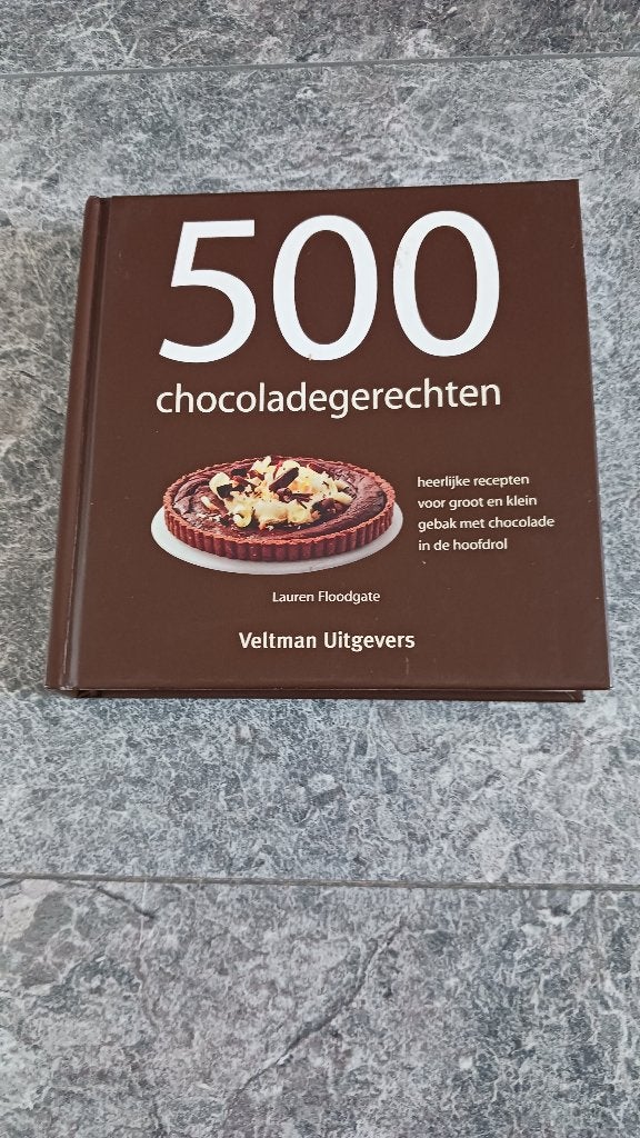 kookboek 500 chocoladegerechten, Boeken, Kookboeken, Ophalen of Verzenden, Gelezen