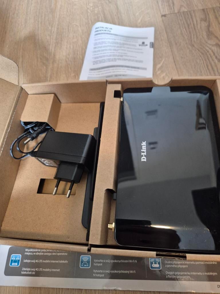 D-Link DWR-921 4G LTE Wi-Fi Router N300, Ophalen of Verzenden, Zo goed als nieuw, Router, D-Link