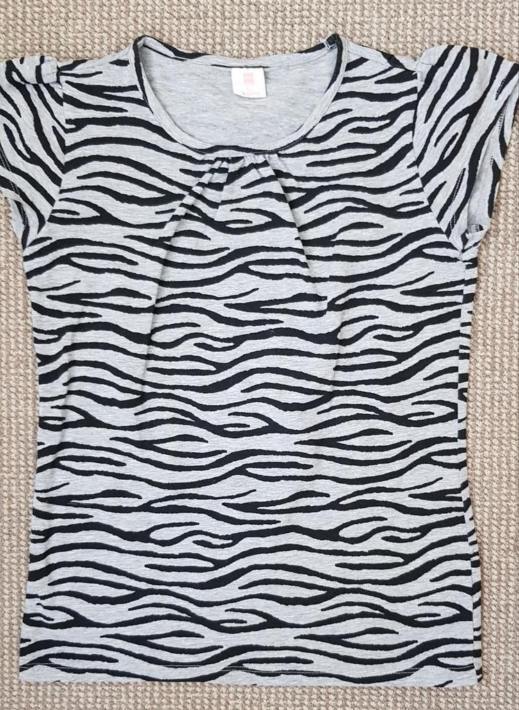 Hema shirt 146/152 grijs/zwart, Meisje, Ophalen of Verzenden, Zo goed als nieuw, Shirt of Longsleeve