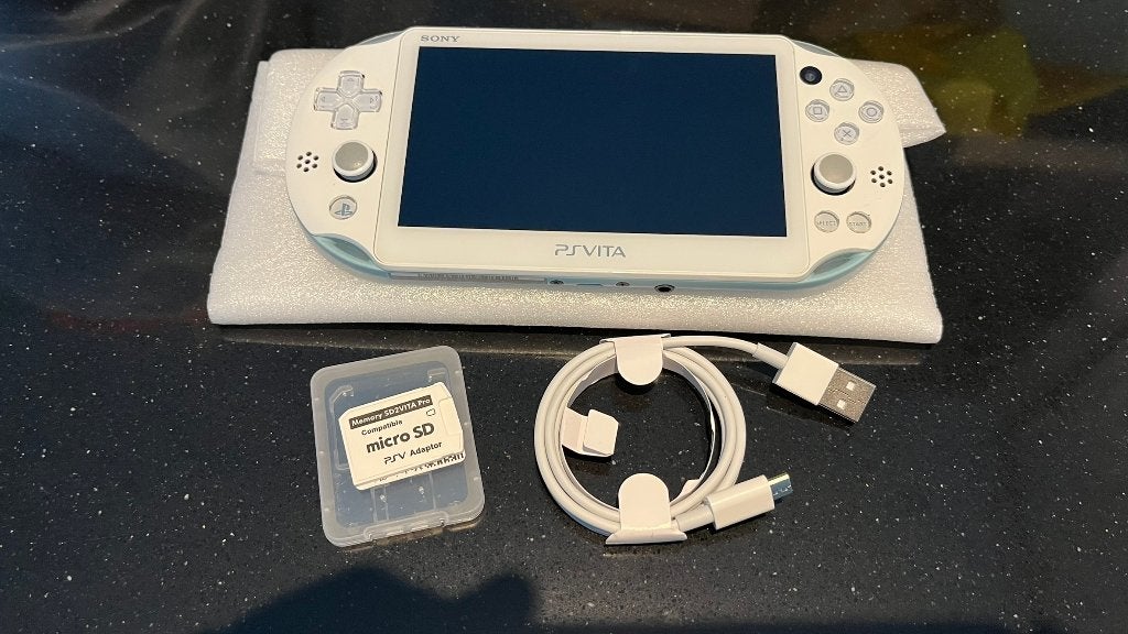 Playstation Vita Slim 2000 PSVita Wit Blauw PCH-2000ZA14, Ophalen of Verzenden, Gebruikt, Wit
