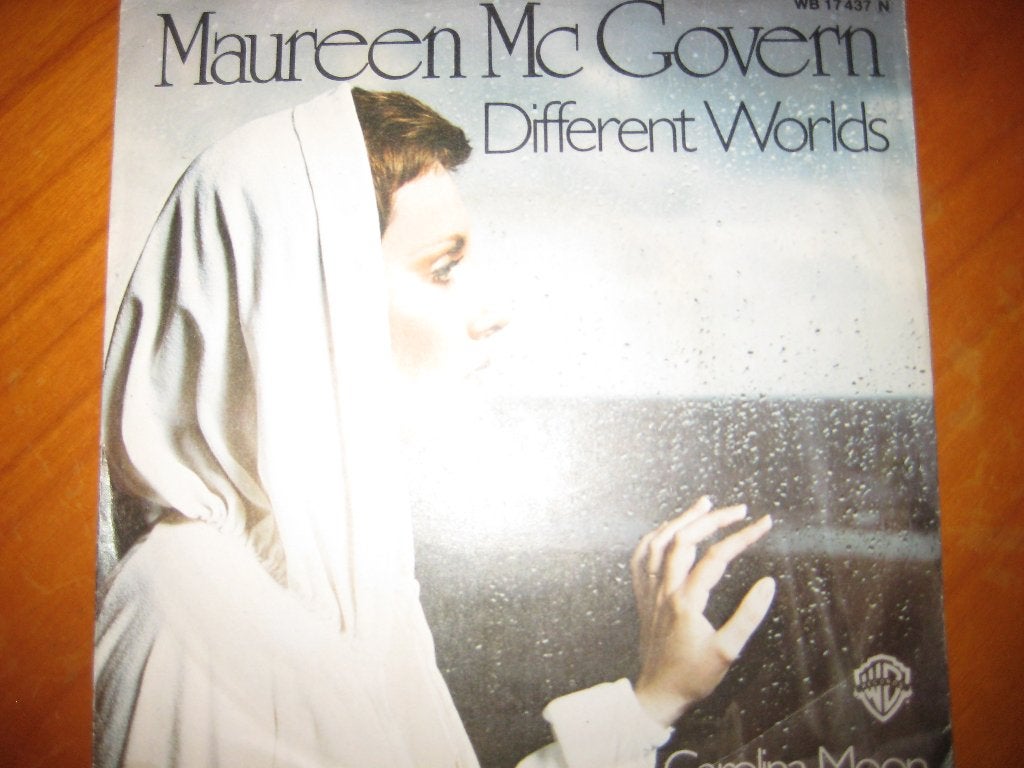 Maureen Mc Govern: Different worlds (2019-05), Ophalen of Verzenden, Zo goed als nieuw, Pop