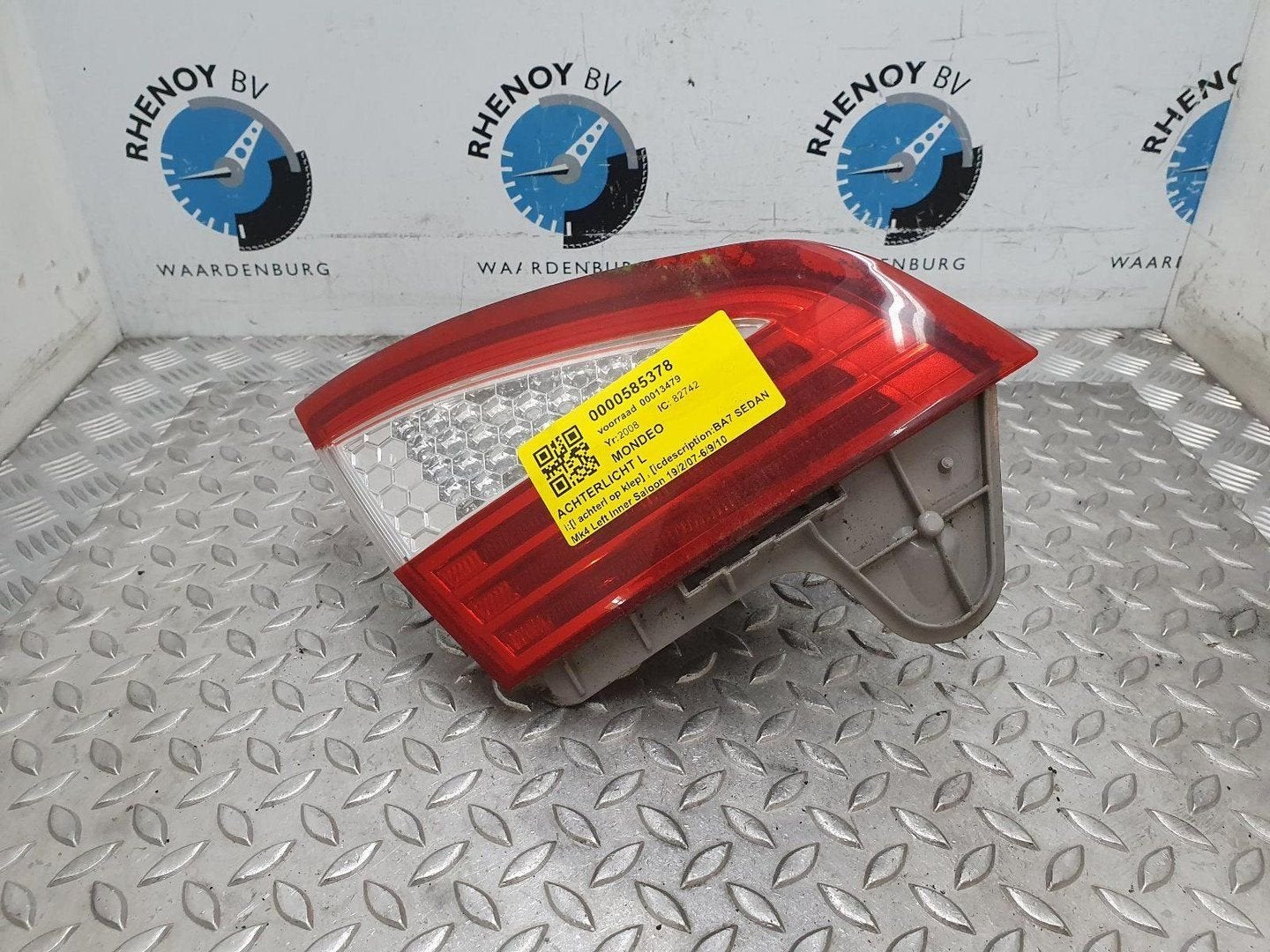 FORD MONDEO ACHTERLICHT L 2008, Ophalen of Verzenden, Gebruikt, Stiba lid