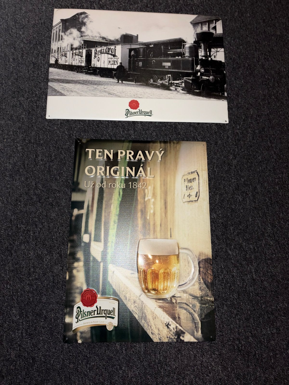 Pilsner Urquell Reclame Borden uit Tsjechië - 40x60 cm, Ophalen of Verzenden, Zo goed als nieuw, Reclamebord