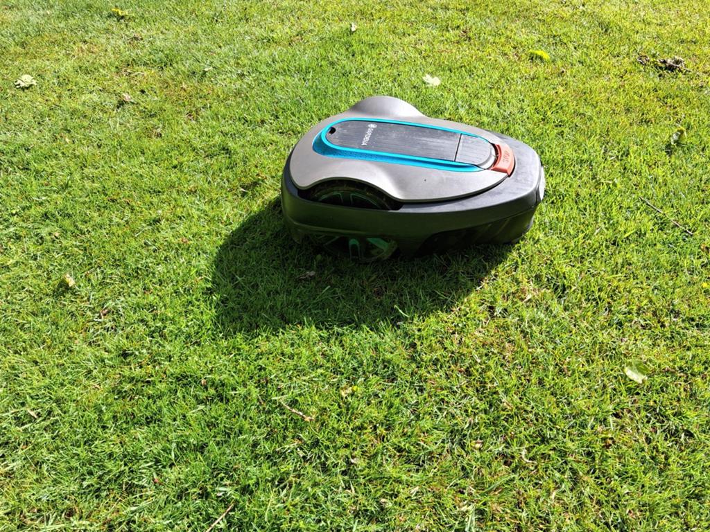 Gardena robotmaaier, Ophalen of Verzenden, Gebruikt