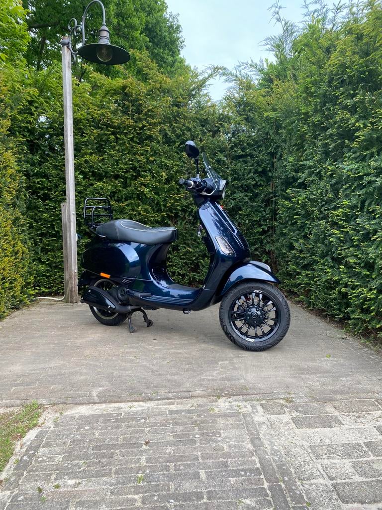 Vespa s 80cc, Fietsen en Brommers, Ophalen, Maximaal 45 km/u, Vespa S, Zo goed als nieuw
