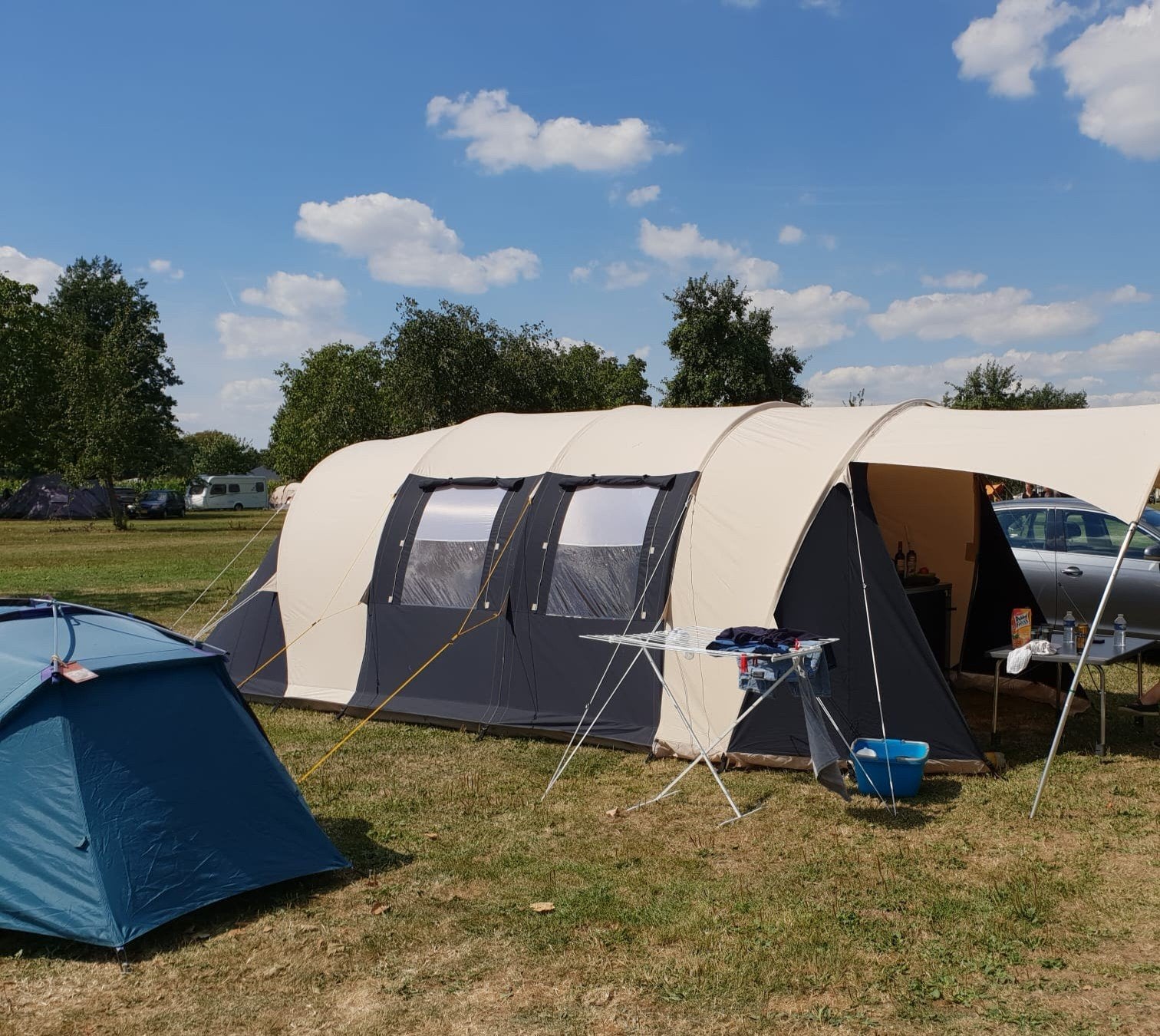 Ruime tunneltent voor 4 personen - Ideaal voor gezinnen, Ophalen, Gebruikt, Tot en met 4