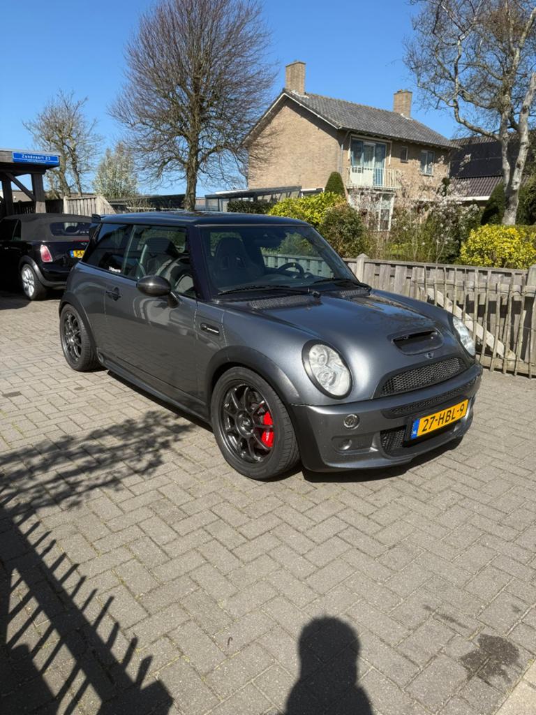 Mini 2004 Grijs, Auto's, Voorwielaandrijving, Zwart, 4 cilinders, 4 stoelen