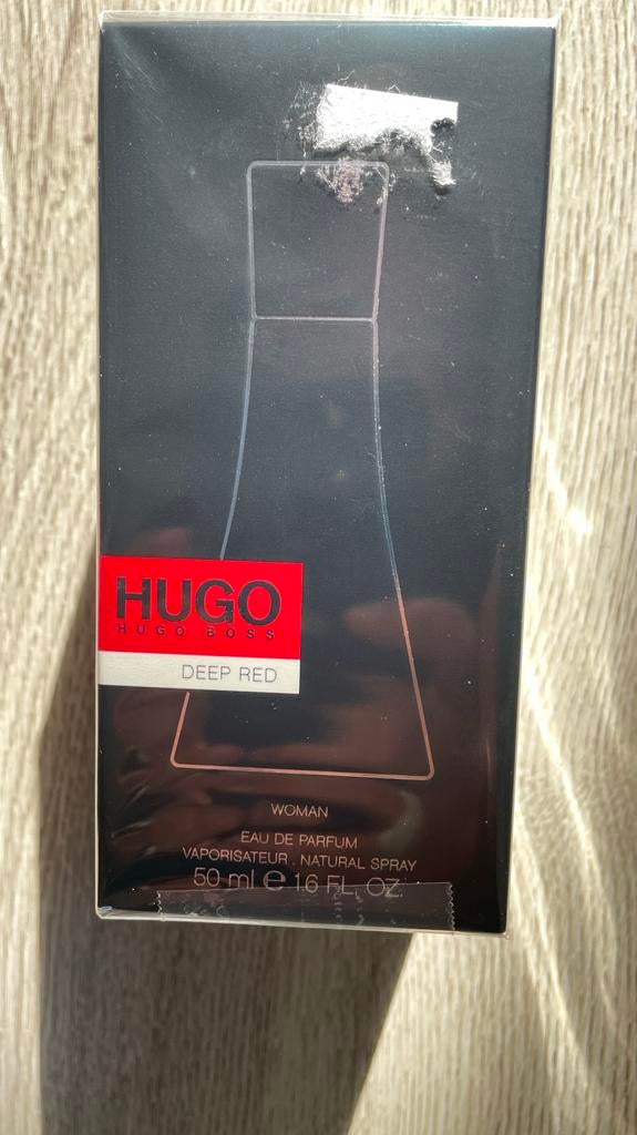 Nieuw in folie Hugo Boss parfum Deep Red 50 ml lekkere geur, Ophalen of Verzenden, Nieuw