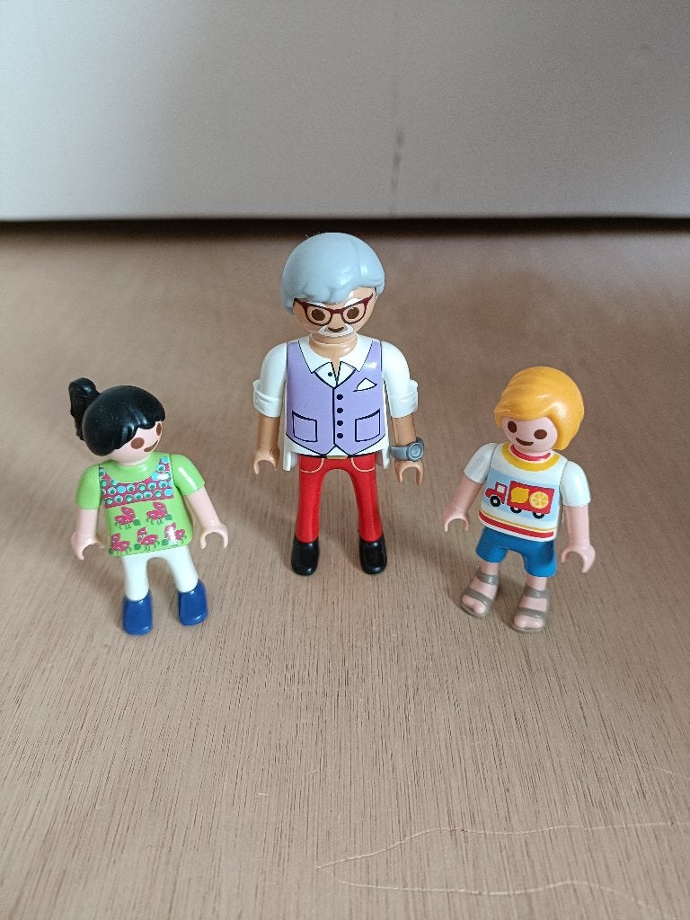playmobil poppetjes opa met 2 kinderen, Kinderen en Baby's, Speelgoed | Playmobil, Gebruikt, Losse onderdelen, Ophalen of Verzenden