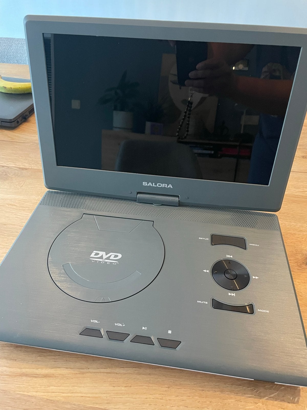 Draagbare DVD speler Salora DVP1400 met accessoires, Audio, Tv en Foto, Dvd-spelers, Gebruikt, Draagbaar, Ophalen, Overige merken