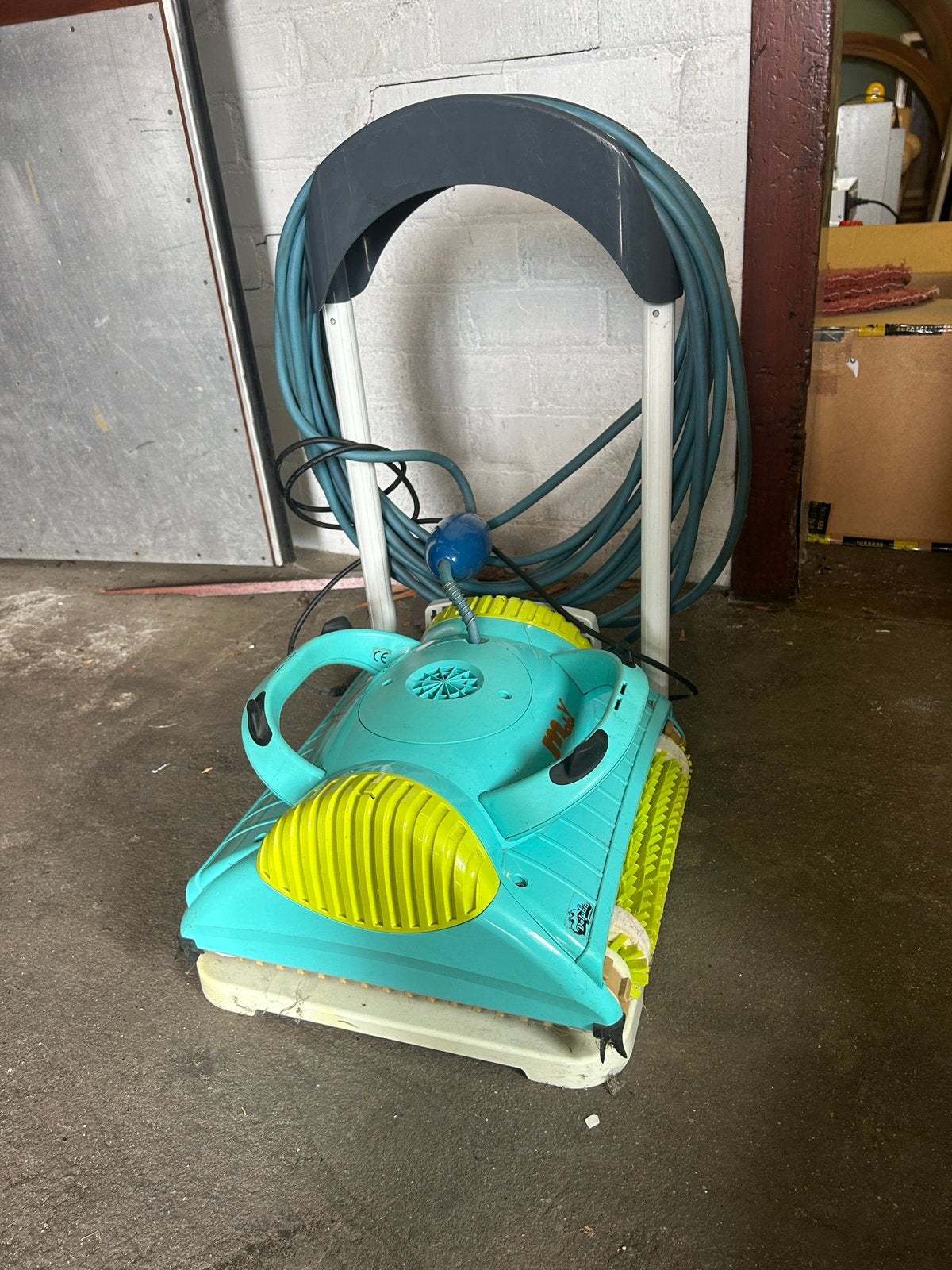 Dolphin Moby zwembadrobot reiniger, Ophalen, Gebruikt